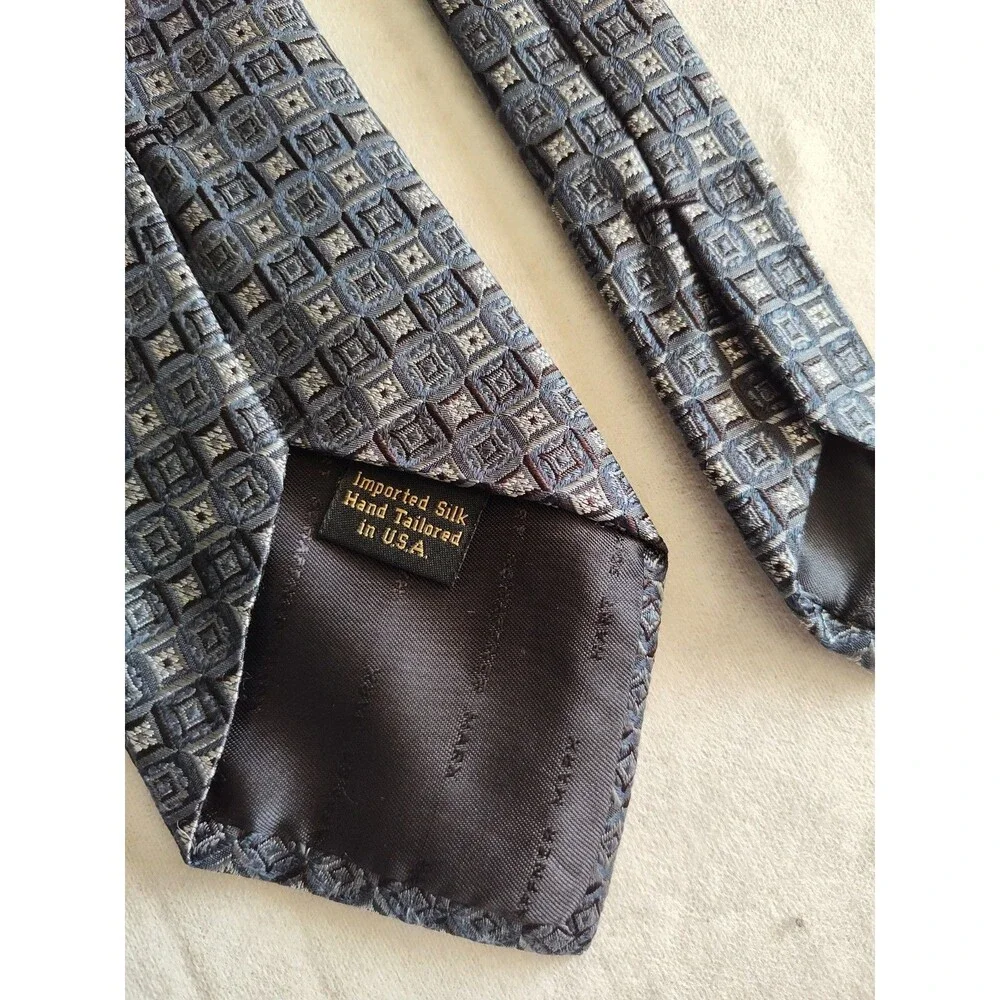 hart schaffner marx silk tie